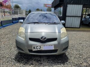 2009-toyota-vitz-1000cc