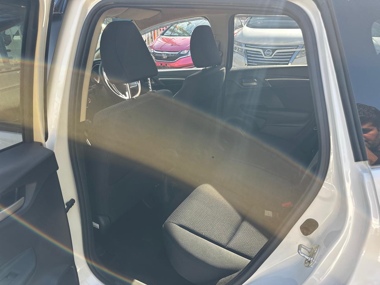 2018 honda fit (non hybrid) 2018 honda fit (non hybrid)