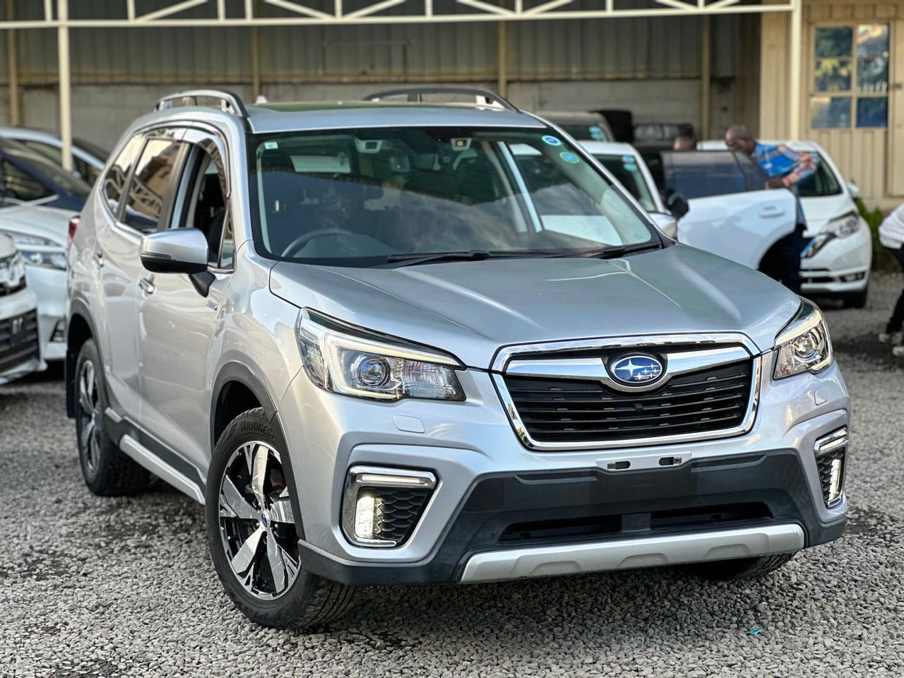 2019 subaru forester hybrid (e boxer | double sunroof) 2019 subaru forester hybrid (e boxer | double sunroof)